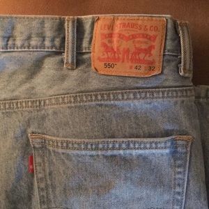 Men’s Levi’s 550 42/32